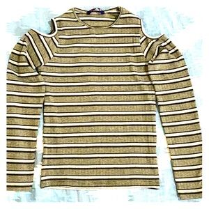 Olive green full-length sleeves top